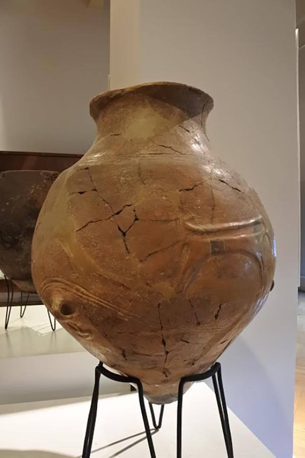 紀元前6,000年頃の土器